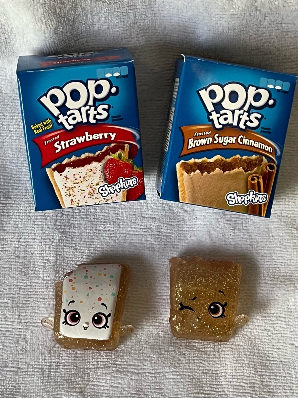 Shopkins Real Littles Pop Tarts Strawberry & Brown Sugar Figure Glitter Set New